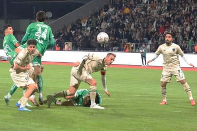 Trendyol 1. Lig: Bursaspor Muğlaspor engelini 3 golle aştı
