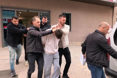 İnegöl'de bıçaklı kavga: 18 yaşındaki Emre kurtarılamadı