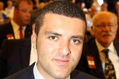 Emir Sarıgül gözaltı kararı sonrası emniyete teslim oldu