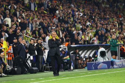 İsmail Kartal'a "istifa" tezahüratları