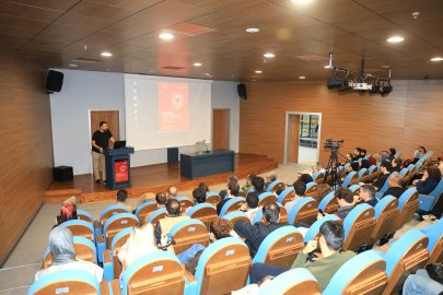 İnegöl Belediyesi'nde yapay zekâ eğitimi