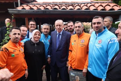 Cumhurbaşkanı Erdoğan İstanbul Kastamonuspor heyetini kabul etti