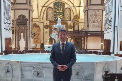 Hilmi Şanlı'dan rehberlere çağrı: Ulu Cami hat müzesi değil