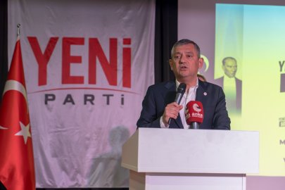 Özgür Özel'den kongrede sert mesaj: "Çakallara geçit vermeyiz"