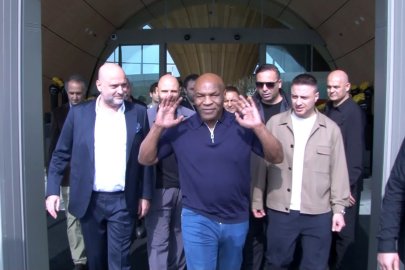 Mike Tyson dizi projesi için Türkiye'de: "Çok mutluyum"