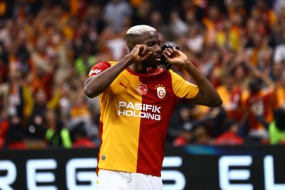 Victor Osimhen, Fenerbahçe’ye karşı gol sayısını 5 yaptı