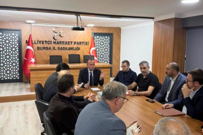 MHP Bursa İl Başkanı Özcanbaz’dan ilçe başkanlarıyla strateji toplantısı