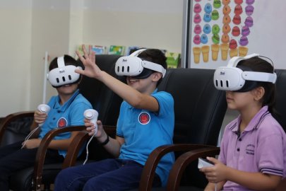 Uludağ Enerji VR ile 74 bin öğrenciye enerjiyi anlattı