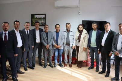 Anahtar Parti İznik'te muhtar ve esnafla buluştu!