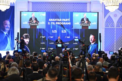 Yavuz Ağıralioğlu'ndan partisinin 2. kuruluş yıl dönümünde sert açıklamalar: "Artık çaresiz değilsiniz, Anahtar Parti var"