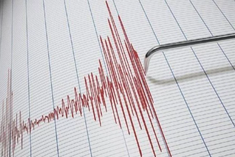 Adana'da korkutan deprem