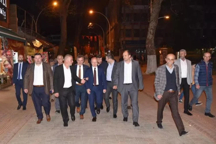 AK Parti Bursa İl Başkanı Gürkan: “Bursa'da çalınmadık kapı, sıkılmadık el bırakmıyoruz"
