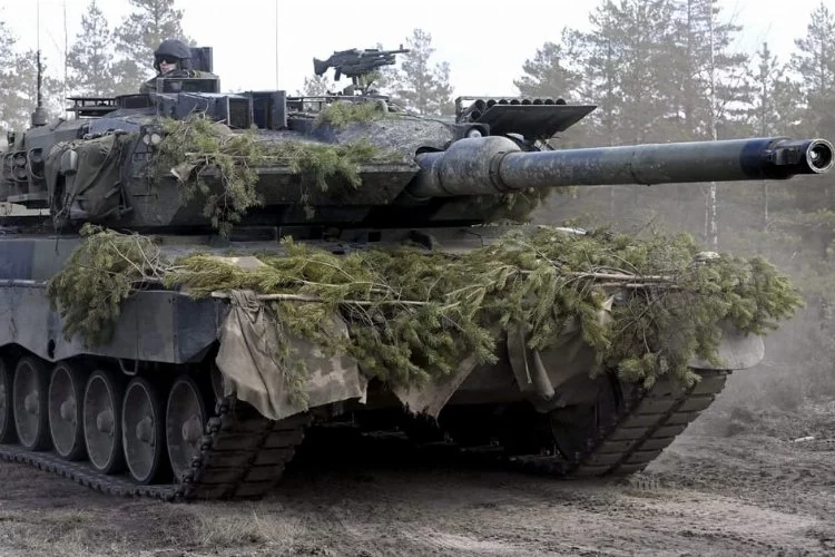 Almanya Savunma Bakanı Pistorius: Tanklarla ilgili kararımızı hazırlıyoruz