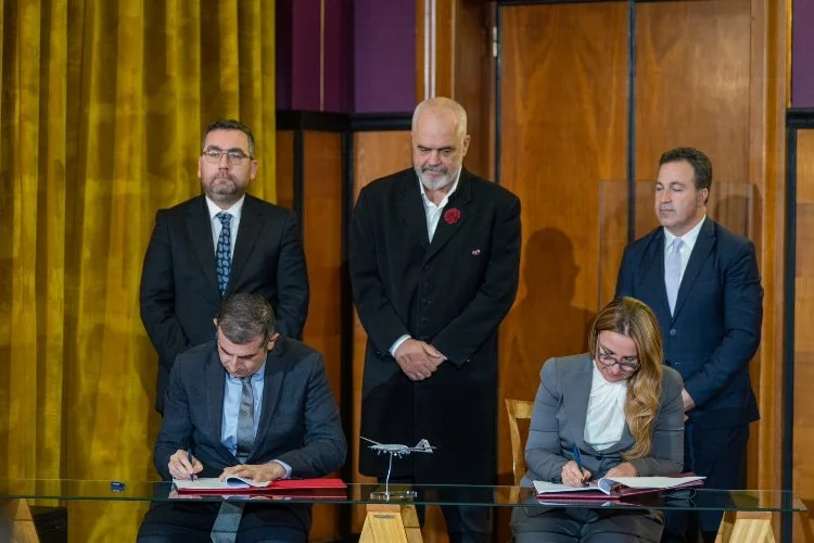 Arnavutluk, Bayraktar TB2 SİHA alım anlaşmasını imzaladı
