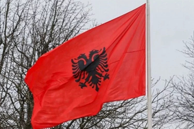 Arnavutluk’ta FETÖ iltisaklı kolej kapatıldı