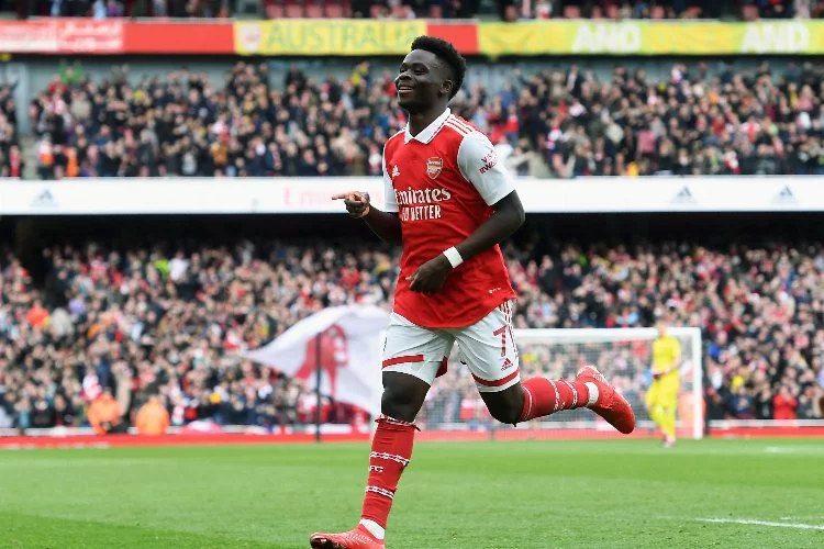 Arsenal, Bukayo Saka’nın sözleşmesini uzattı