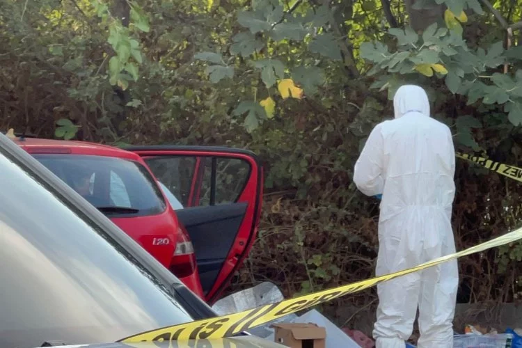 Ataşehir’de hastane otoparkında araç içinde kadın cesedi bulundu