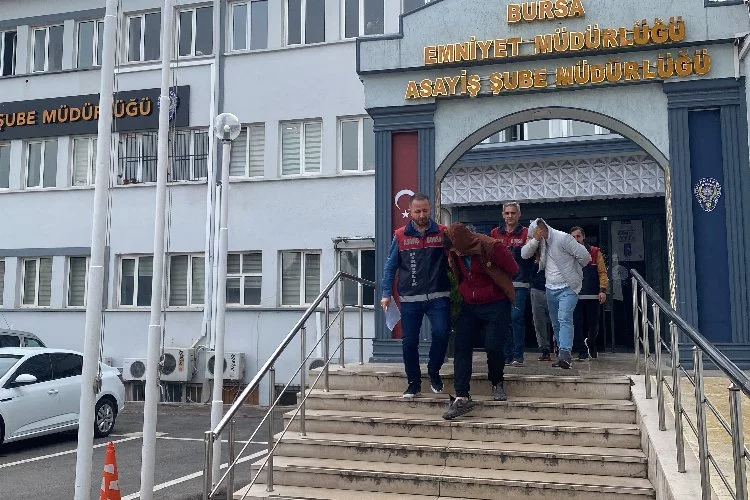 Bursa'da medreseye dadanan hırsızlara operasyon