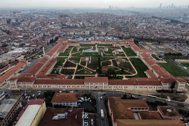 Türkiye’nin en büyük kütüphanesi bugün açılıyor