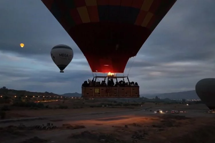 Kapadokya'yı şubatta 11 bin 761 turist gökyüzünden izledi