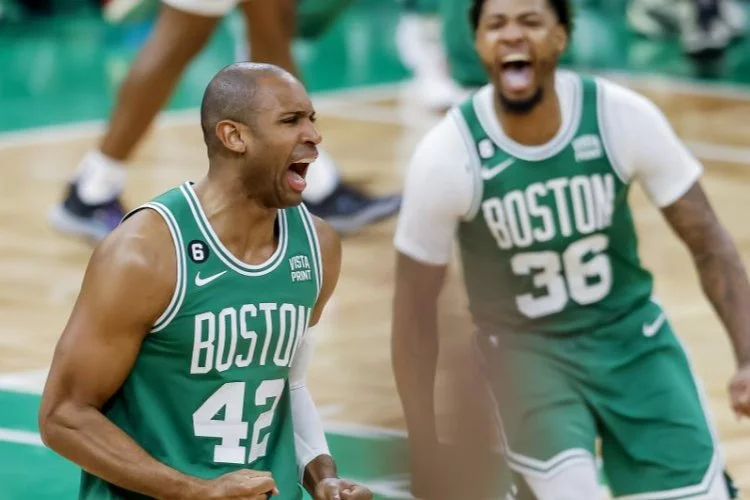 Boston Celtics'ten Philadelphia 76ers'a 34 sayı fark!