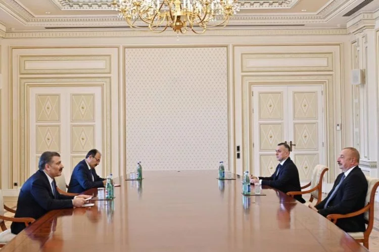 Azerbaycan Cumhurbaşkanı Aliyev, Sağlık Bakanı Koca’yı kabul etti