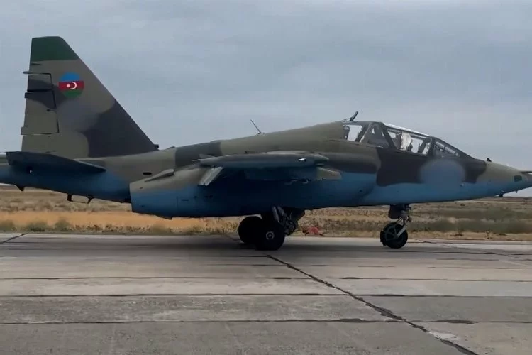 Azerbaycan Hava Kuvvetleri’nden tatbikat