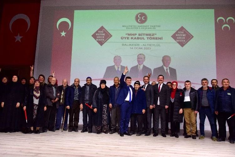 Balıkesir'de MHP'ye 500 yeni üye