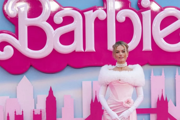 Barbie yılın en çok gişe hasılatı elde eden filmi olacak