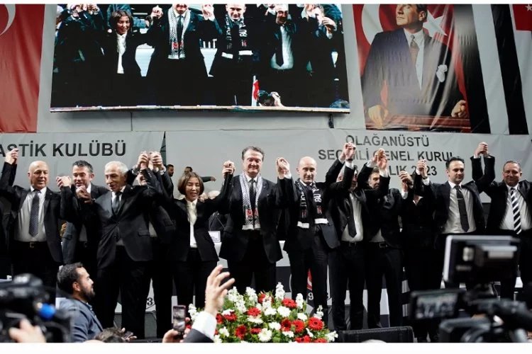 Beşiktaş’ın 35. başkanı Hasan Arat oldu