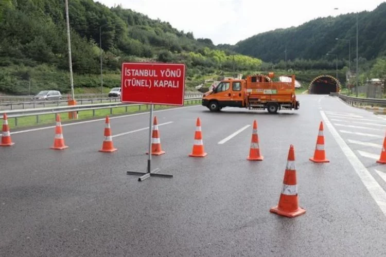 Bolu Dağı Tüneli'nde toprak kayması İstanbul yönünü kapattı