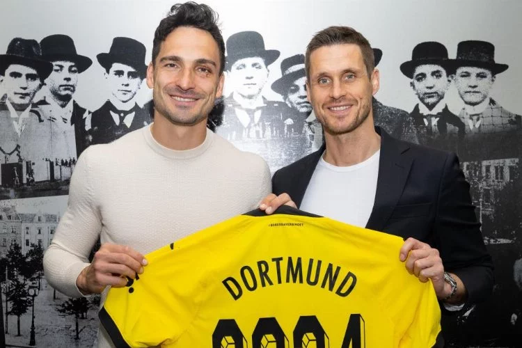 Borussia Dortmund, Mats Hummels’in sözleşmesini uzattı