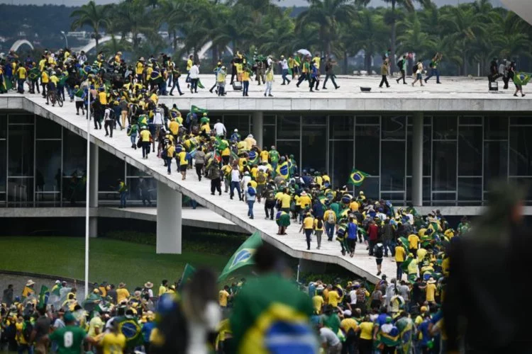Brezilya'daki kongre baskını davasında ilk ceza