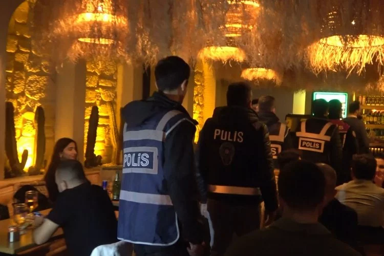 Bursa'da bin polisle 'Huzur ve Güven' uygulaması