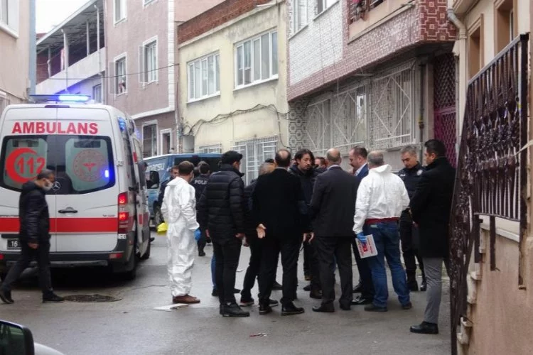 Bursa'da dehşet: Polise bıçaklı saldırı!