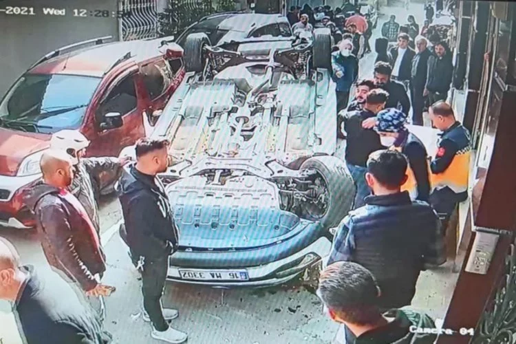 Bursa’da ehliyetsiz sürücü dehşet saçtı