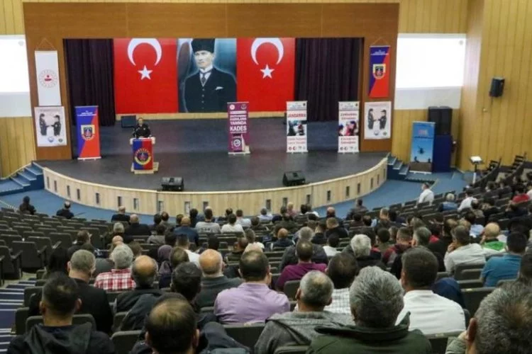 Bursa'da jandarmadan 600 güvenlik görevlisine eğitim