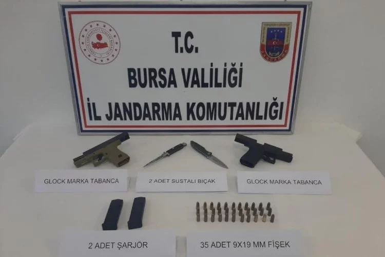 Bursa'da jandarmadan ruhsatsız silah operasyonu