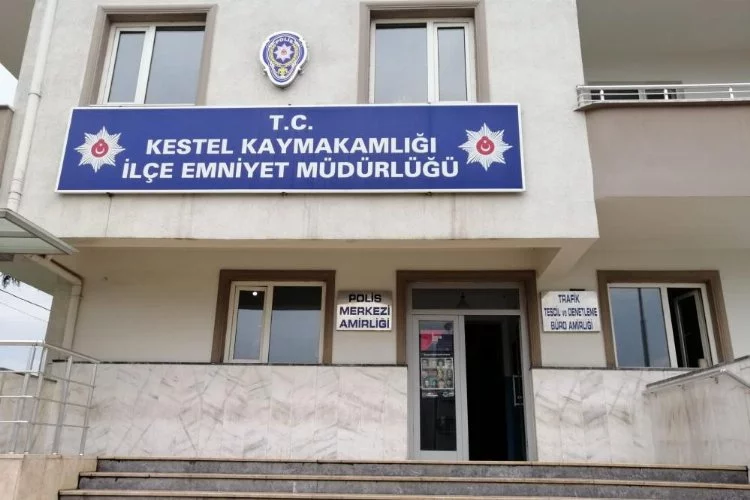 Bursa'da TIR'dan hırsızlık yapan şüpheliyi bekçiler yakaladı