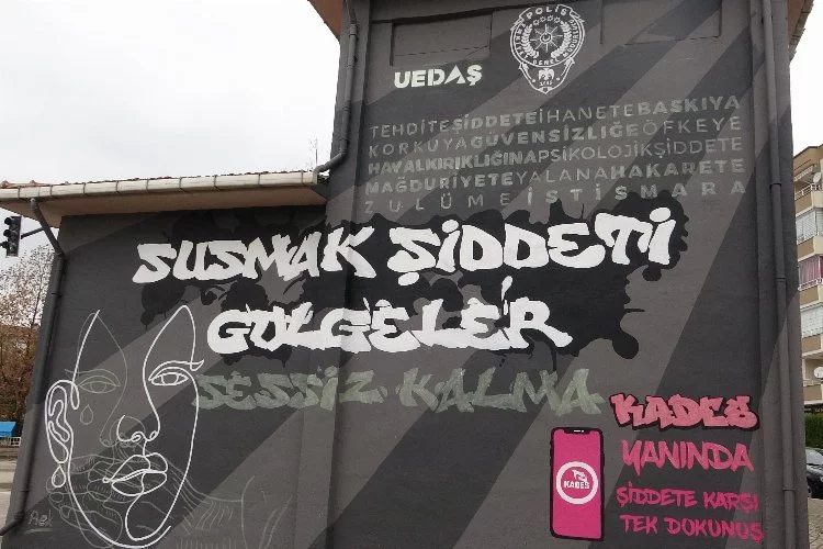Bursa’da trafolar ''Susmak Şiddeti Gölgeler'' sözleriyle boyandı
