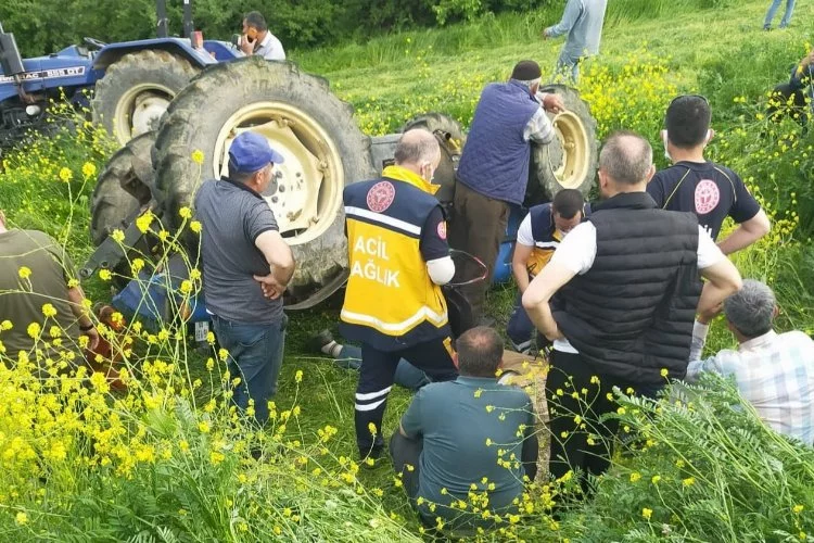 Bursa'da traktör devrildi: 1 ölü