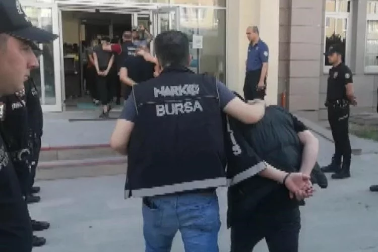 Bursa'da uyuşturucu operasyonunda 4 gözaltı