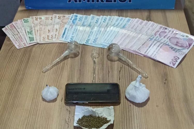 Bursa'da uyuşturucu ticaretine polis darbesi