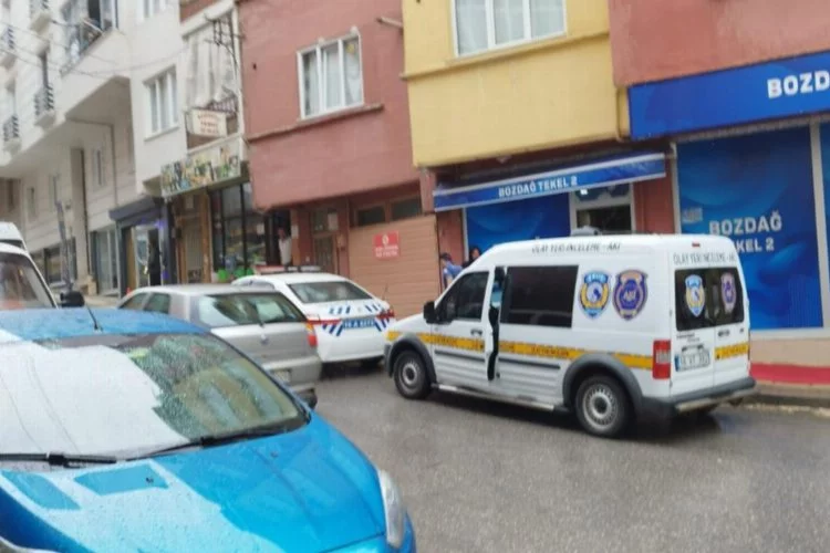 Bursa'da yakınlarının ulaşamadığı adam evinde ölü bulundu