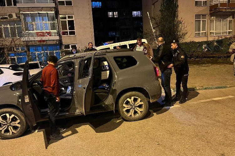 Bursa polisi uygulamada aranması olan 12 kişiyi yakaladı