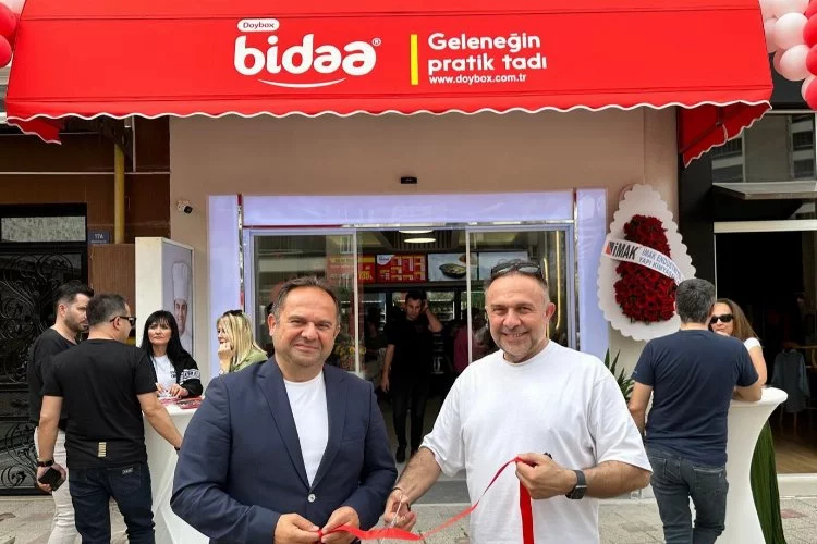 Bursa'yı "Bidaa Dükkan" tutkusu sardı