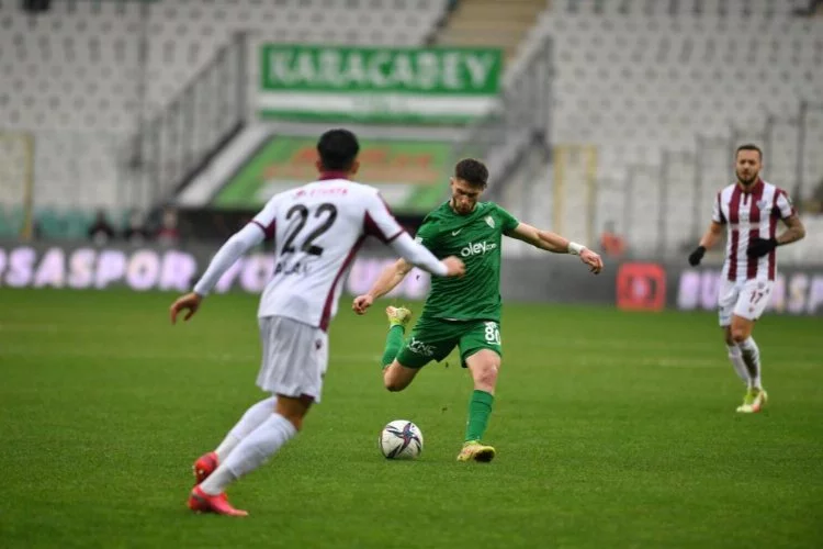 Bursaspor teknik direktörsüz çıktığı üç maçta kayıp