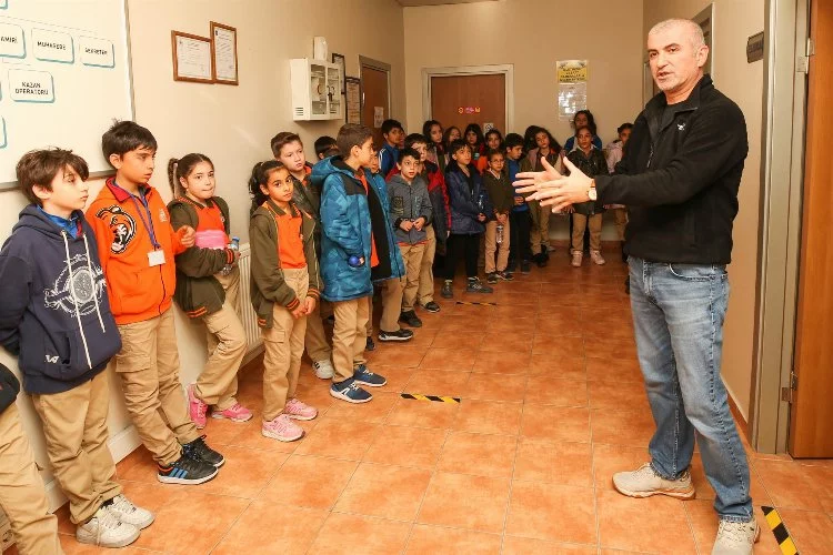 Bursa'da öğrenciler çevre eğitimini yerinde alıyor