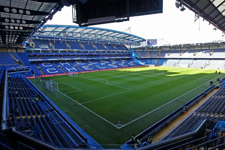 Chelsea, Stamford Bridge'de iftar verecek