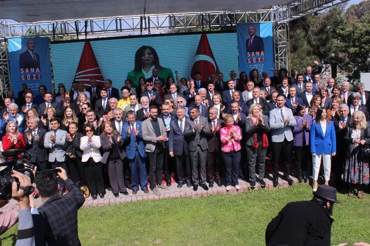CHP İzmir, aday adaylarını tanıttı